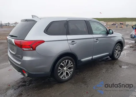 2017 Mitsubishi Outlander Se z USA, uszkodzony, nr VIN JA4AD3A33HZ058317